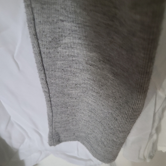 Amanda Green Cardigan size small - Picture 6 of 6